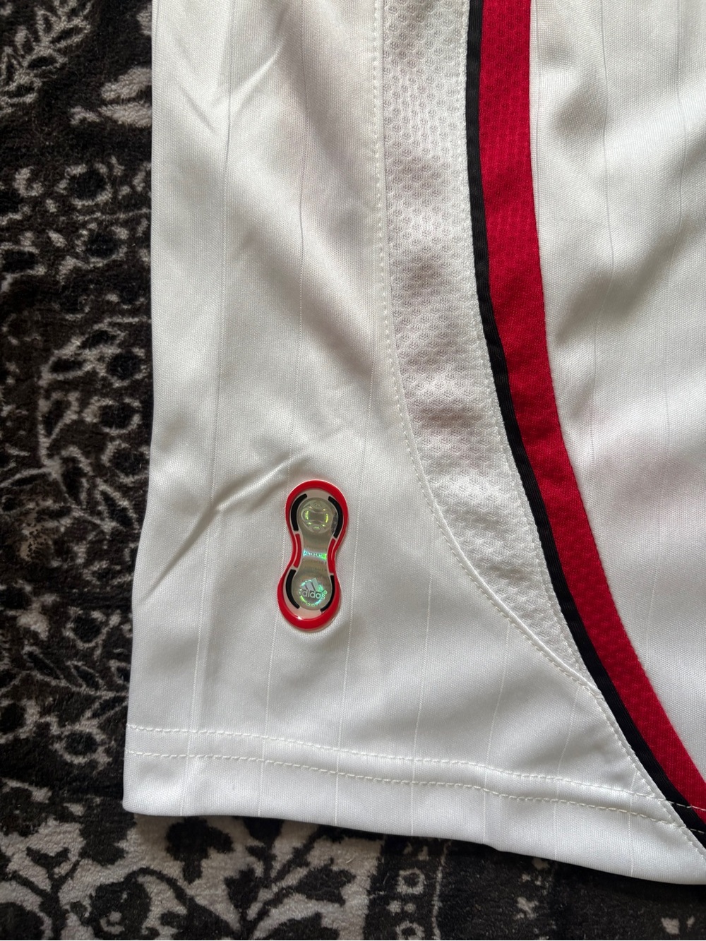 AC Milan 2007 Away Kaka #22 UCL Final Retro Soccer Jersey Size Men Large - Picture 4 of 10
